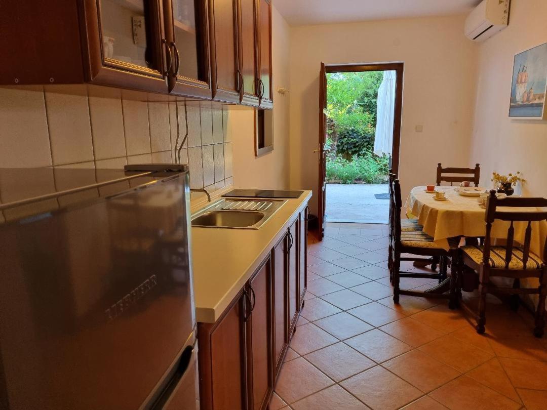Villa Agava Vrboska Exterior foto